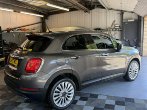 2015 Fiat 500x 1.6 500x 1.6 Multijet Ii 120hp Lounge in Bronze — image 6