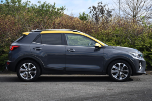 2023 Kia Stonic 1.0 T-Gdi Quantum SUV 5dr Petrol Manual Euro 6 (s/s) (99 Bhp) in Grey — image 2