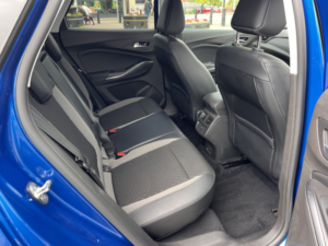 2018 Vauxhall Grandland X 1.5 Turbo D Blueinjection Sport Nav in Blue — image 6