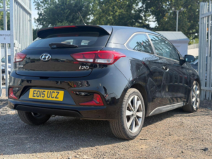 2015 Hyundai I20 1.2 Se Euro 6 3dr in Black — image 6