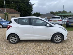 2014 Hyundai I10 1.2 Se in White — image 2