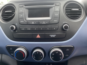 2014 Hyundai I10 1.2 Se in White — image 6