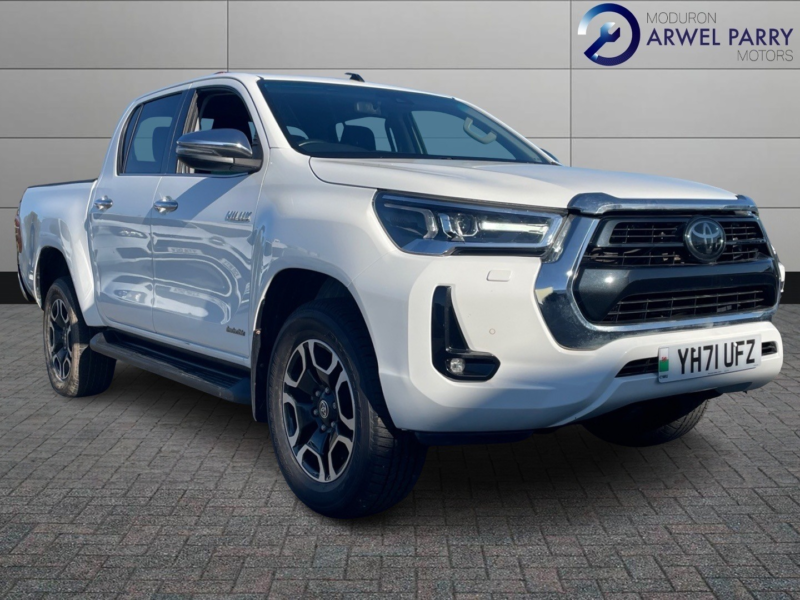 2021 Toyota Hilux 2.8 D-4d Invincible in White — image 1