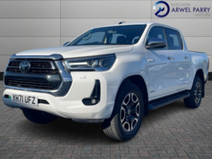 2021 Toyota Hilux 2.8 D-4d Invincible in White — image 3