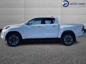 2021 Toyota Hilux 2.8 D-4d Invincible in White — image 4