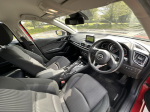 2014 Mazda Mazda3 2.0 Se Nav 5dr Auto, Petrol, Red + Great History in Red — image 4