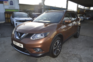 2017 Nissan X-Trail 1.6 Dig-T Tekna in Orange — image 3