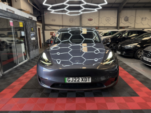 2022 Tesla Model Y (dual Motor) Long Range in Grey — image 2