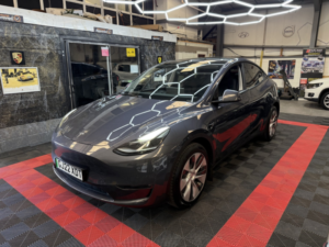 2022 Tesla Model Y (dual Motor) Long Range in Grey — image 3