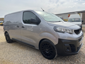 2019 Peugeot Expert