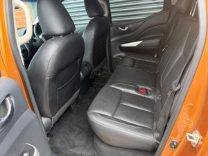 2017 Nissan Navara 2.3 Dci Tekna 4WD Euro 6 (s/s) 4dr in Yellow — image 6