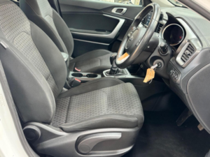 2019 Kia Ceed 1.6 Crdi Eco 2 Euro 6 (s/s) 5dr in White — image 3