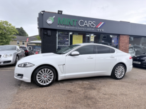 2015 Jaguar Xf 2.2 D Luxury in White — image 5