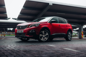 2017 Peugeot 3008 1.6l Active Blue Hdi S/s SUV 5dr Diesel Manual Euro 6 (120 Bhp) in Red — image 3