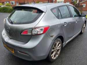 2010 Mazda Mazda3 1.6 Takuya Euro 5 5dr in Silver — image 5
