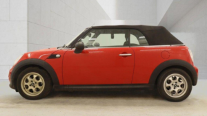 2014 MINI Convertible 1.6 One Euro 6 2dr in Red — image 6