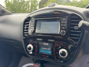 2017 Nissan Juke 1.5 Dci N-Connecta Euro 6 (s/s) 5dr in Silver — image 4