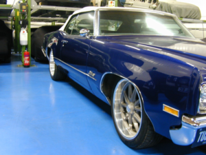 1970 Oldsmobile Coupe Ref 8782 - Oldsmobile Delta 88 Convertible - Retromod 7.7 Litre V8 Auto in Blue — image 5