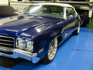 1970 Oldsmobile Coupe Ref 8782 - Oldsmobile Delta 88 Convertible - Retromod 7.7 Litre V8 Auto in Blue — image 6