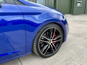 2017 SEAT Leon 2.0 Tsi Cupra 300 in Blue — image 5