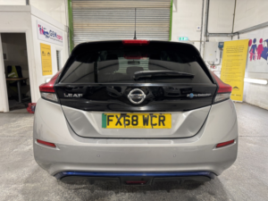 2018 Nissan Leaf 40kwh Tekna in Silver — image 6
