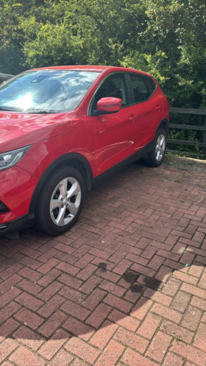 2020 Nissan Qashqai 1.5 Dci Acenta Premium in Red — image 4