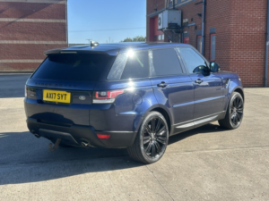 2017 Land Rover Range Rover Sport 3.0 Sd V6 Hse Dynamic in Blue — image 3