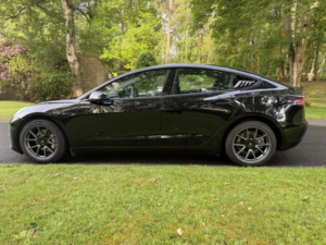 2021 Tesla Model 3 (dual Motor) Long Range in Black — image 5