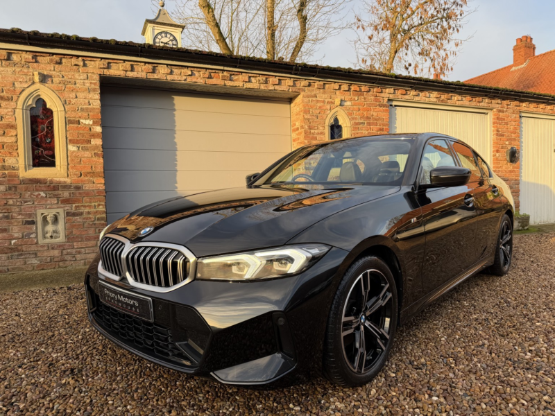 2022 BMW 3 Series 2.0 320i M Sport Saloon in Black — image 1