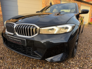 2022 BMW 3 Series 2.0 320i M Sport Saloon in Black — image 5