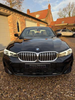 2022 BMW 3 Series 2.0 320i M Sport Saloon in Black — image 6