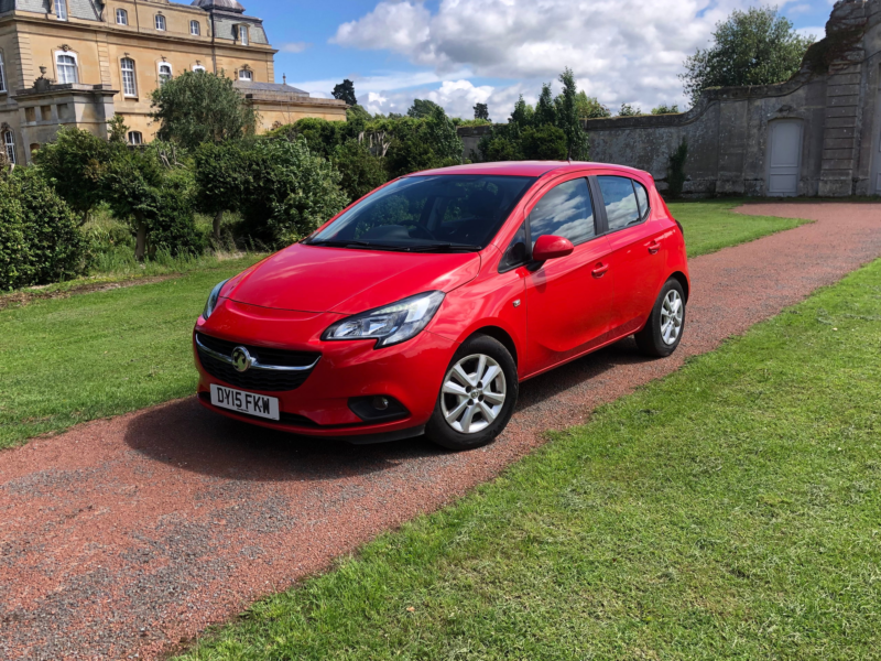 2015 Vauxhall Corsa 1.2i Design Hatchback 5dr Petrol Manual Euro 6 (70 Ps) in Red — image 1