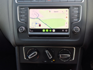 2017 Volkswagen Polo 1.2 Tsi Bluemotion Tech Match Edition in Red — image 4