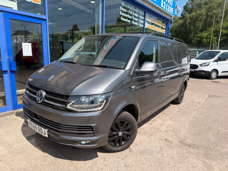 2020 Volkswagen Transporter 2.0 Tdi T30 Highline Panel Van 5dr Diesel DSG Fwd Lwb Euro 6 150 Ps in Grey — image 1
