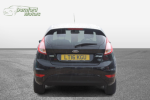 2016 Ford Fiesta 1.0 T Ecoboost Zetec in Black — image 5