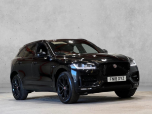 2018 Jaguar F-Pace 2.0 D240 R-Sport Auto AWD Euro 6 (s/s) 5dr in Black — image 5