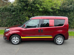 2018 Fiat Doblo 1.6 Multijet Easy Euro 6 5dr in Red — image 3