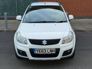 2013 Suzuki Sx4 1.6 Sz5 4grip Euro 5 5dr in White — image 2