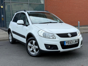 2013 Suzuki Sx4 1.6 Sz5 4grip Euro 5 5dr in White — image 5
