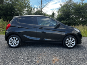2016 Vauxhall Viva 1.0 I Sl in Black — image 2