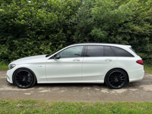 2017 Mercedes-Benz C Class 3.0 C43 V6 Amg (premium Plus) G-Tronic+ 4matic Euro 6 (s/s) 5dr in White — image 3