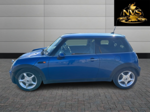 2006 MINI Hatch 1.6 Cooper Hatch in Blue — image 4
