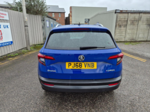 2018 Skoda Karoq 1.6 Tdi Se L Euro 6 (s/s) 5dr in Blue — image 5