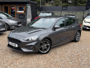 2019 Ford Focus 1.0t Ecoboost St-Line Euro 6 (s/s) 5dr in Grey — image 4