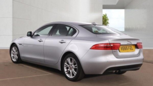 2016 Jaguar Xe 2.0d Prestige Auto Euro 6 (s/s) 4dr in Silver — image 5