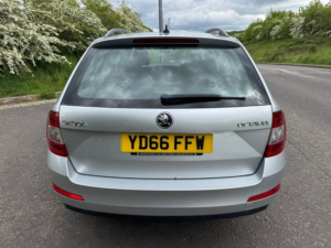 2016 Skoda Octavia Se L Tdi DSG in Silver — image 5