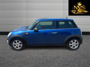 2009 MINI Hatch 1.4 One Hatch in Blue — image 4
