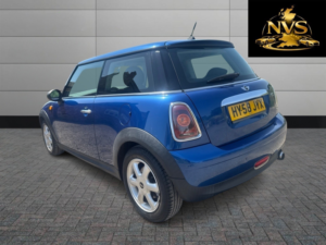 2009 MINI Hatch 1.4 One Hatch in Blue — image 5