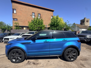 2018 Land Rover Range Rover Evoque Td4 Landmark in Blue — image 3