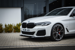 2023 BMW 5 Series 2.0 520d M Sport Saloon in White — image 3